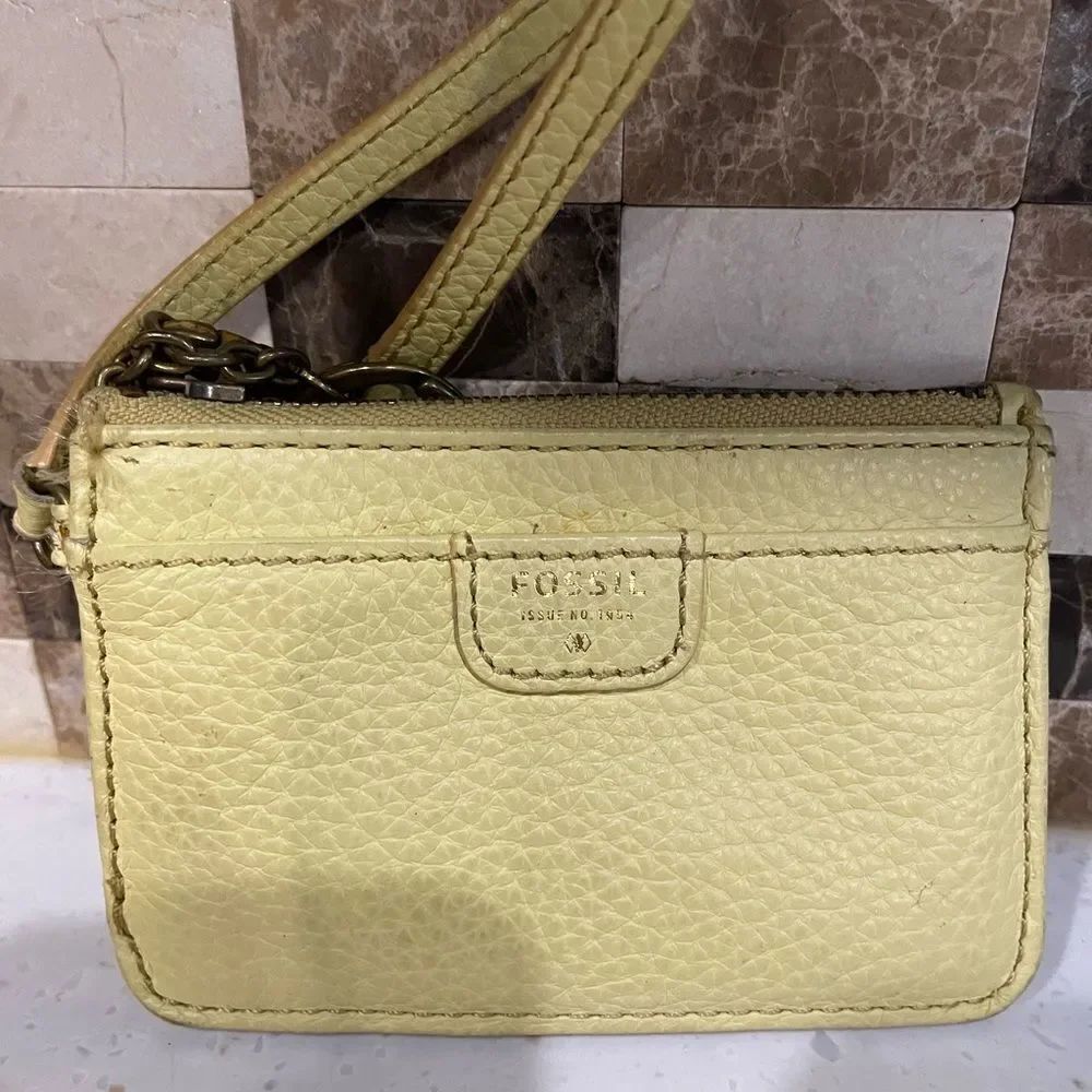 Fossil ID holder Wristlet 